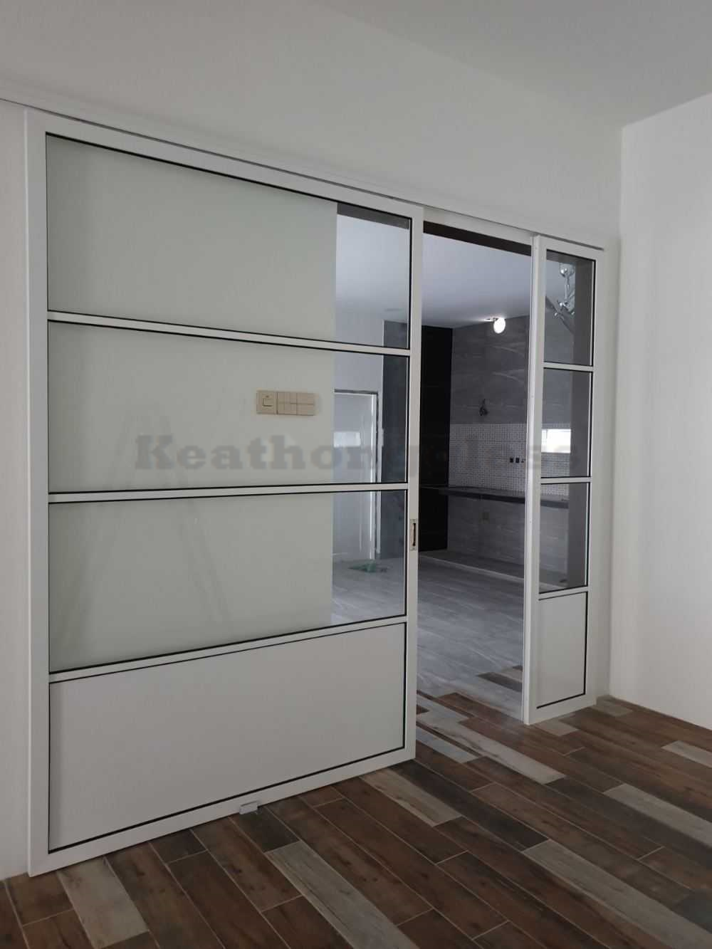 Sliding Door 9